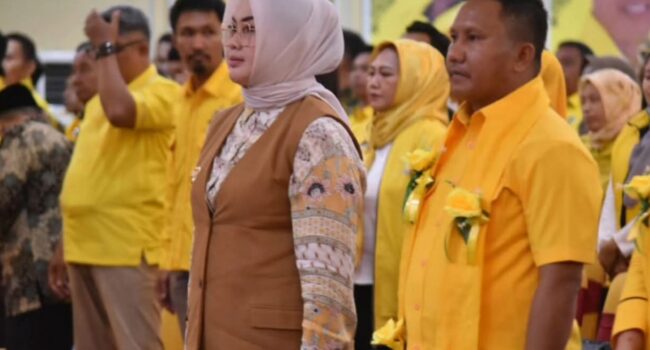 Siska Karina Imran Sapa Musda Golkar Kendari