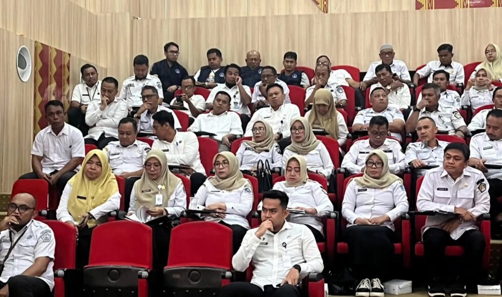 Wali Kota Kendari Evaluasi Kinerja OPD, Tekankan Kepatuhan terhadap Standar Pelayanan Minimal