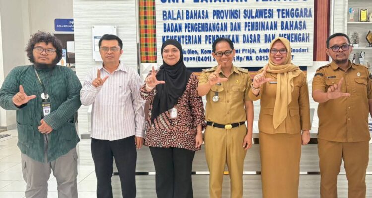 Dinas Kominfo Sultra Jajaki Kerja Sama Linguistik Forensik dengan Balai Bahasa dan UHO