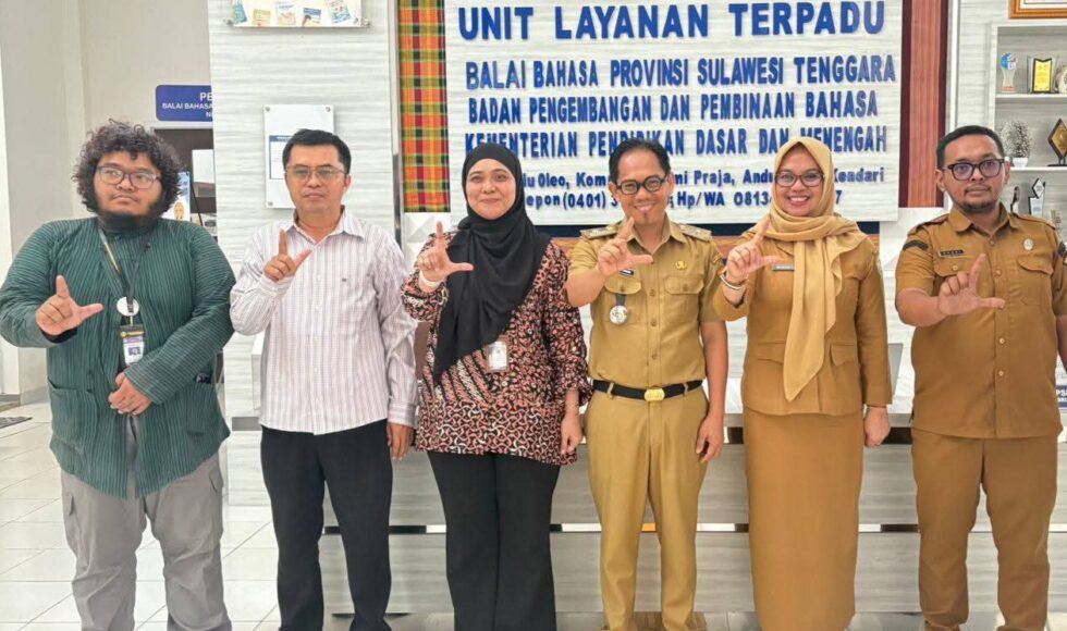 Dinas Kominfo Sultra Jajaki Kerja Sama Linguistik Forensik dengan Balai Bahasa dan UHO