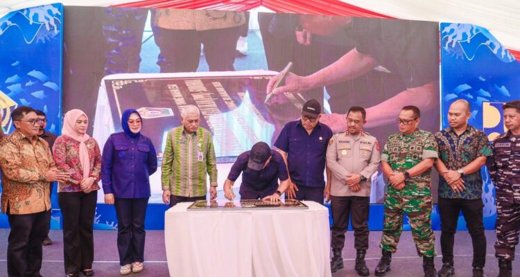 Resmikan PPI Sodohoa, Gubernur Sultra Dorong Penguatan Ekonomi Pesisir