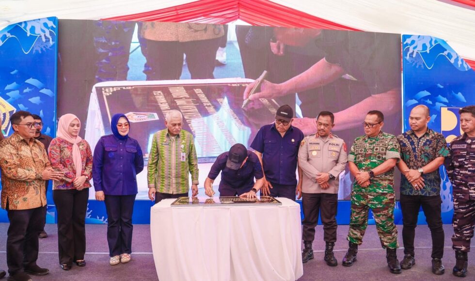 Resmikan PPI Sodohoa, Gubernur Sultra Dorong Penguatan Ekonomi Pesisir