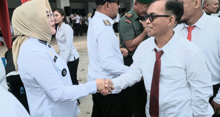 Hampir 1.000 Ketua RT/RW se-Kota Kendari Ikuti Apel Akbar