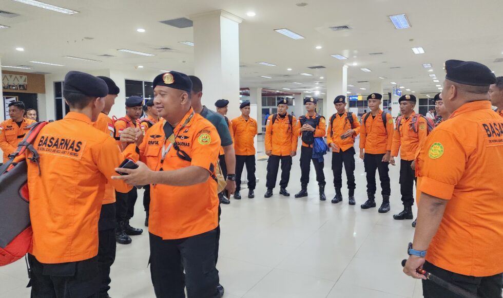 Pesawat Hilang Kontak di Maros, Basarnas Kendari Terbangkan 15 Personel Elite dan Peralatan Khusus