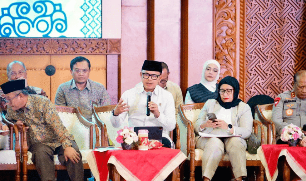 Wamendagri Bima Arya Bicara soal Tata Kelola MBG yang Terukur, Terkoordinasi, dan Terintegrasi