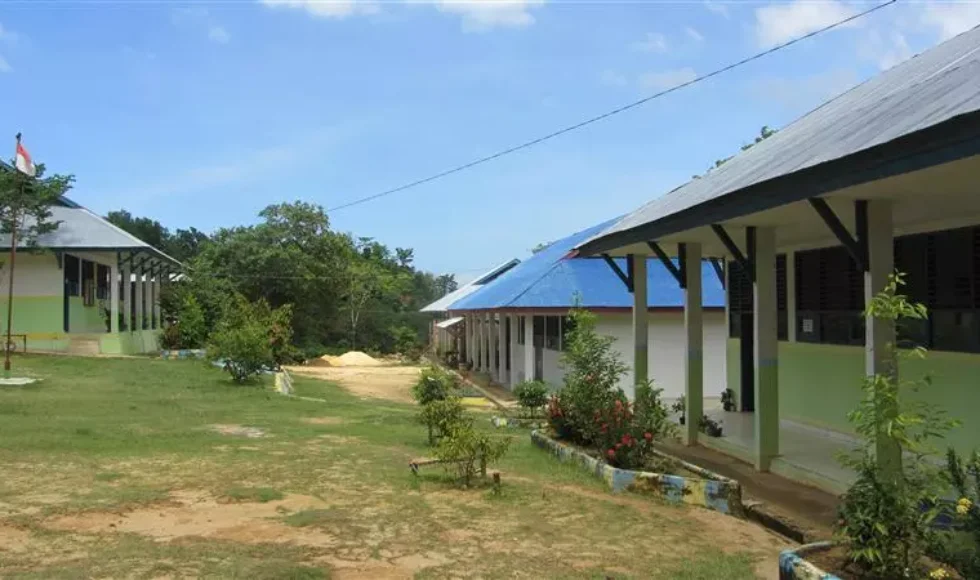 Menyelamatkan SMAN 1 Toari Kolaka dari Keterpurukan