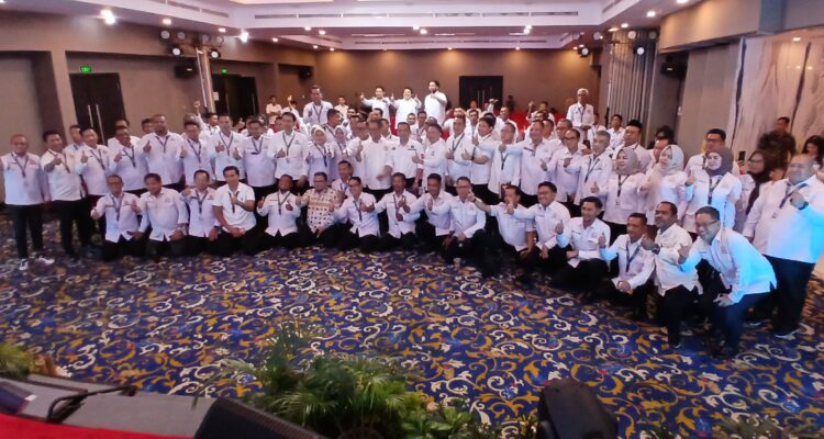 Anton Timbang dan Nakhoda Pengabdian yang Berlanjut