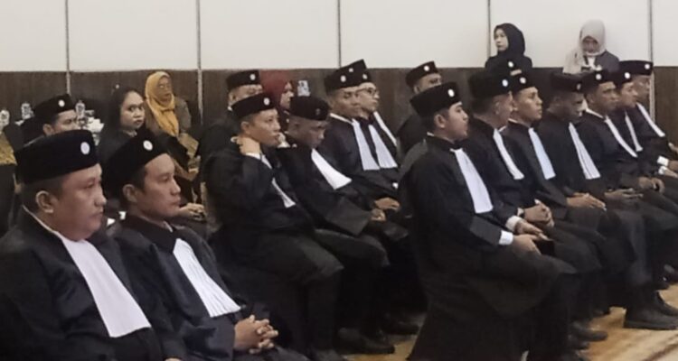 KAI Lantik 41 Advokat dan Gelar Diskusi Publik