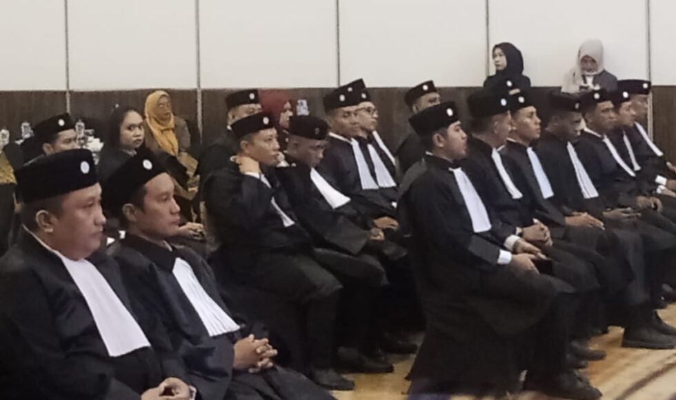 KAI Lantik 41 Advokat dan Gelar Diskusi Publik