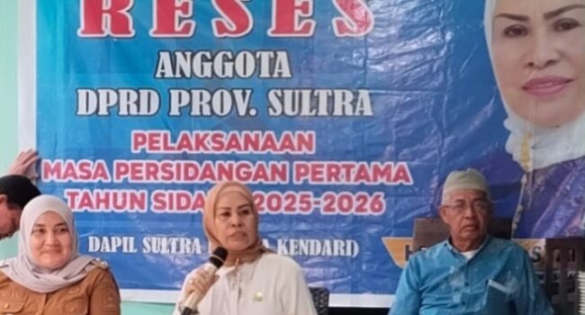 Isyatin Syam Sisir Tiga Kelurahan di Kendari saat Reses