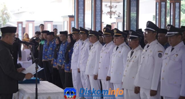 Bupati Kolaka Lantik 98 Pejabat di Lingkup Pemda