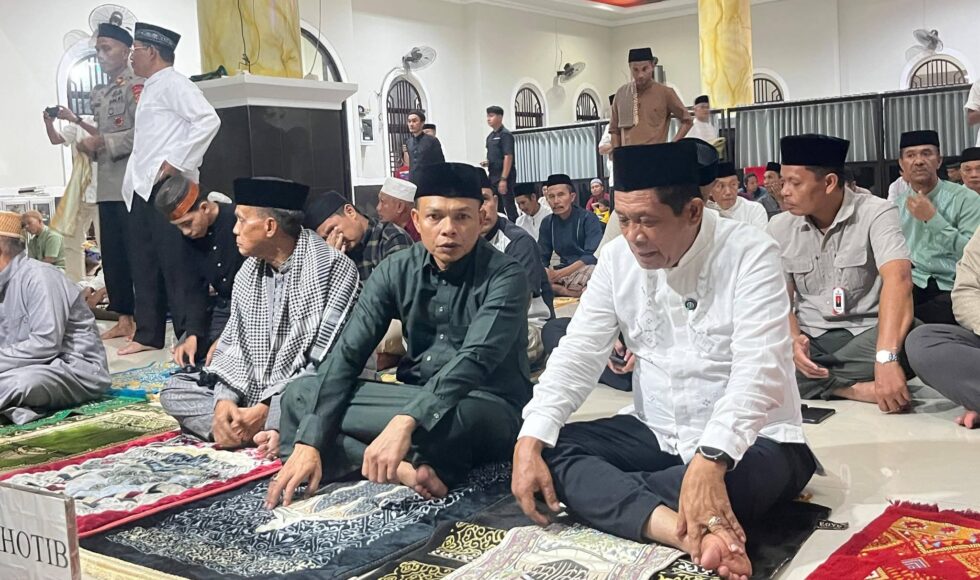 Safari Ramadhan di Konawe, Wagub Tegaskan Pemerintah Harus Jadi Jembatan Hati Masyarakat