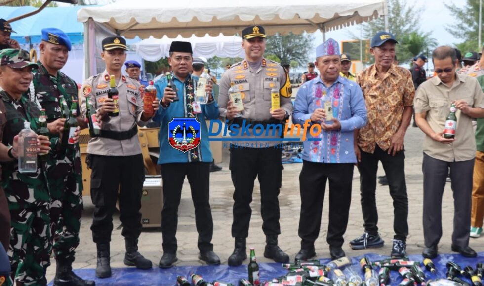 Pemkab Kolaka Hadiri Apel Gelar Pasukan Operasi Ketupat 2026