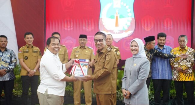 Pemda Koltim Serahkan LKPD TA 2025, Tegaskan Komitmen Transparansi dan Akuntabilitas